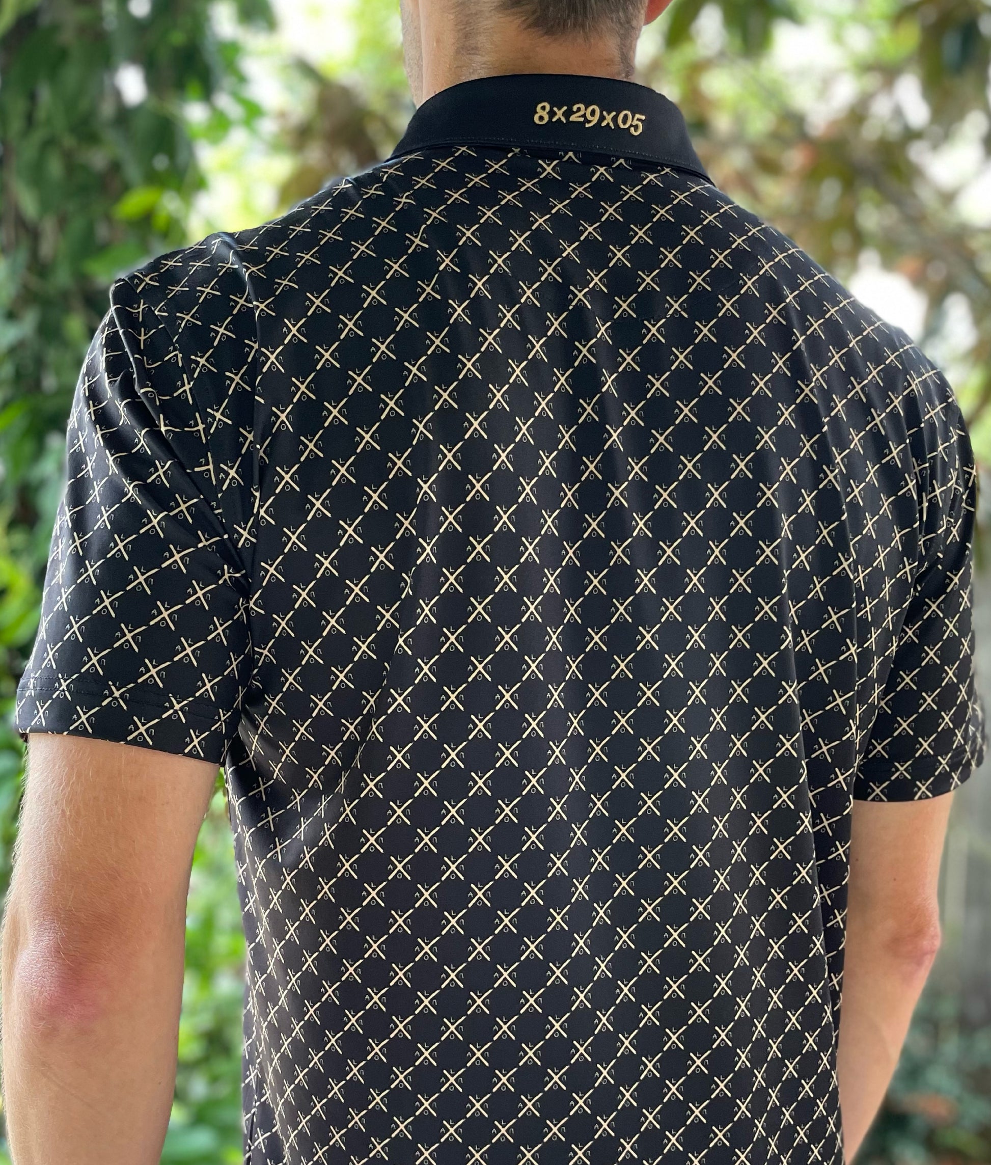 Experience both performance and style in the remarkably comfortable Katrina polo from Alon. Wear a New Orleans symbol of pride in what we overcame 20 years ago.
