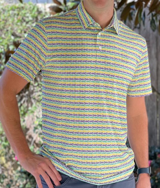 Experience both performance and style in the remarkably comfortable Avenue polo from Alon. Crafted for active lifestyles, this polo boasts breathable fabric equipped with moisture-wicking properties and advanced four-way stretch technology, ensuring you stay cool and agile. Its reinforced collar maintains its shape, complemented by wrinkle-free materials and UPF sun protection, making it ideal for office wear or a long day on the parade route.